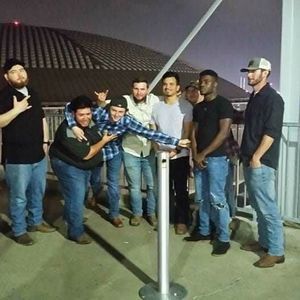 Meet your Posher, Brady